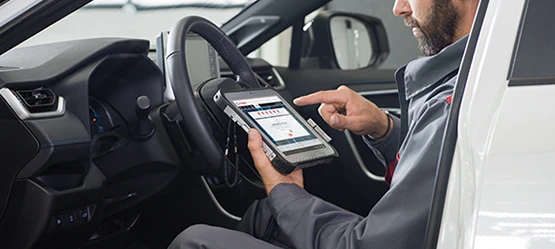 Różnorodność modeli hybrydowych Toyota – każdy znajdzie coś dla siebie